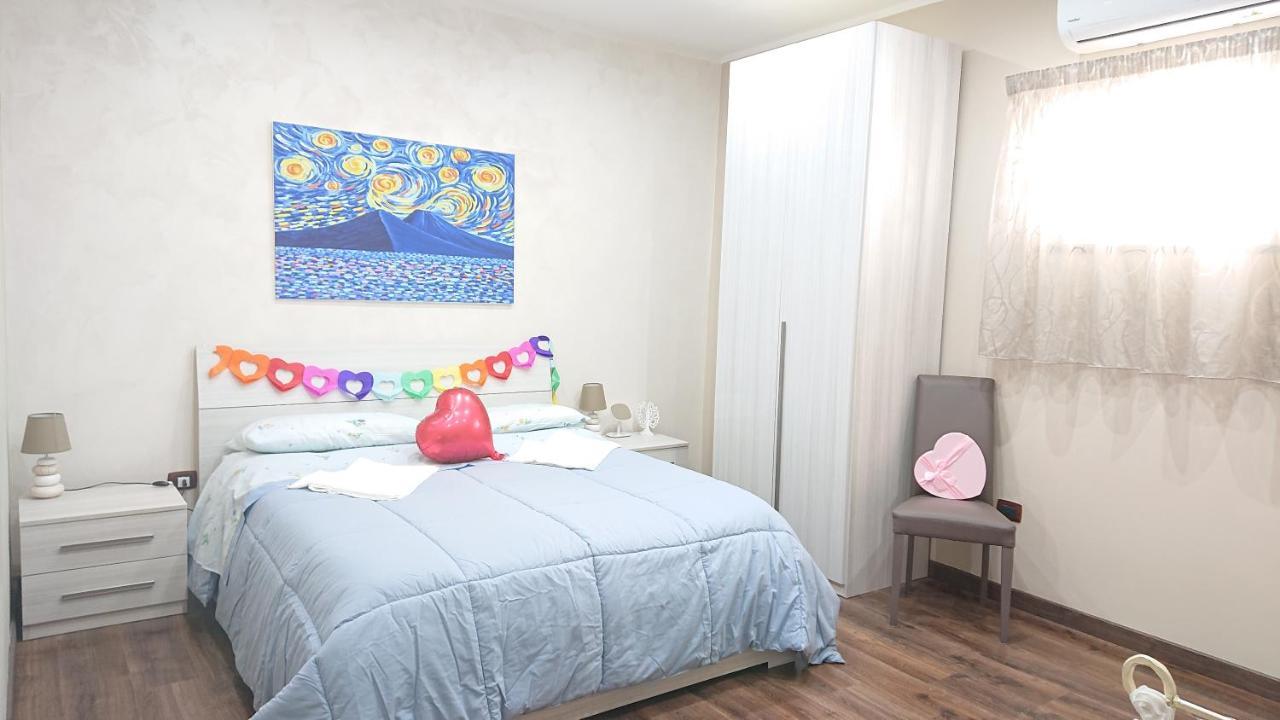 Sky-Terrace In Central Station, 3 Bedrooms Naples Exterior photo